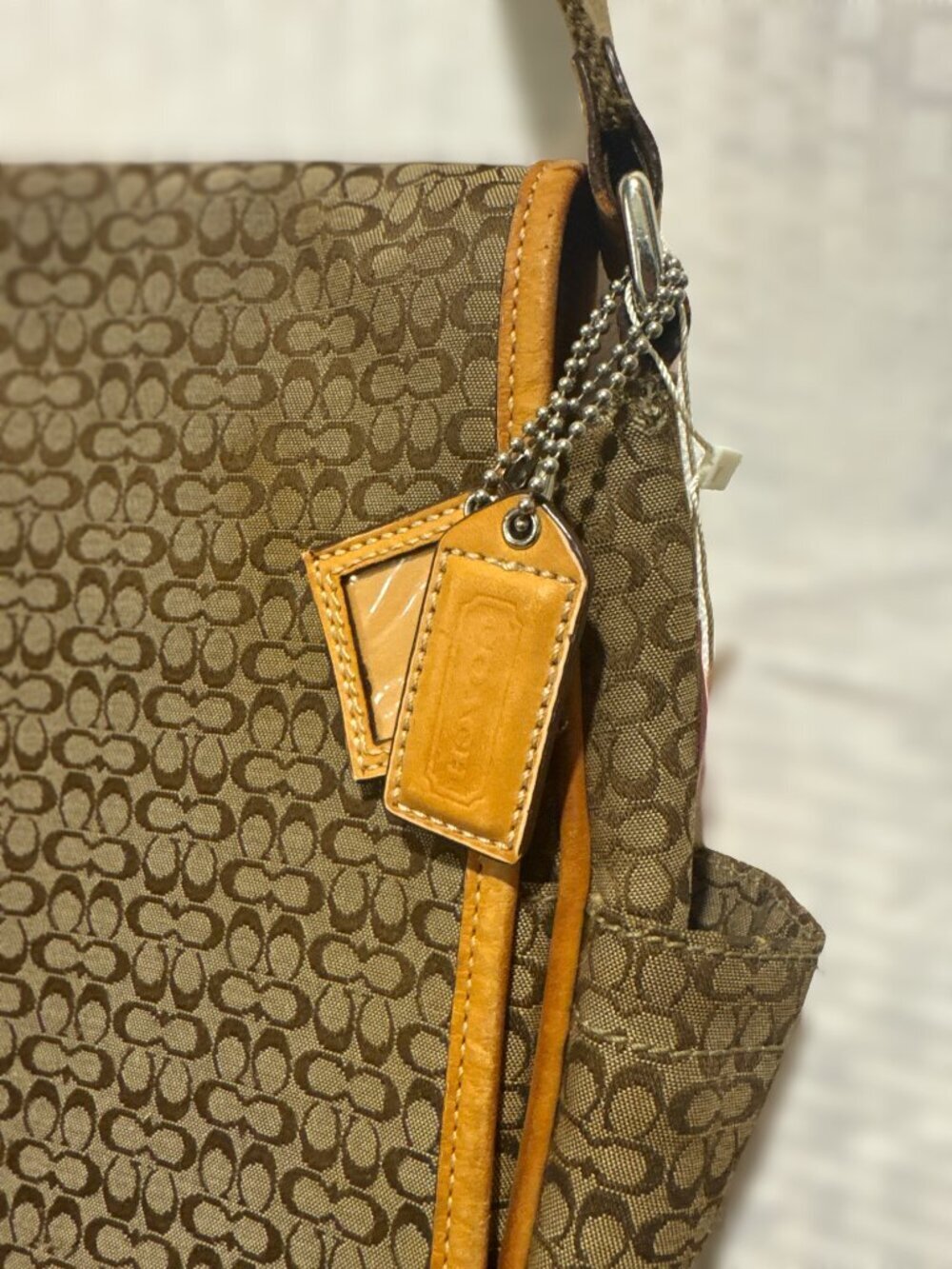 Coach Messenger bag / Laptop Bag / Office Bag / Casual Bag / School Bag - Picture 6 of 7
